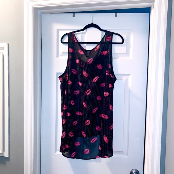 Sheer Torrid Top With Lip Print - Picture 5 of 5
